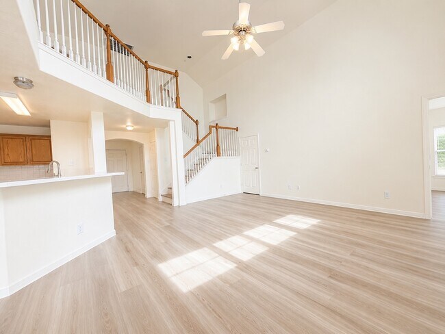 Building Photo - 7219 Brookville Ln