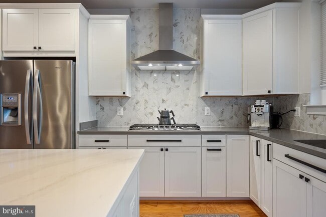 Building Photo - 5509 Valmarana Way