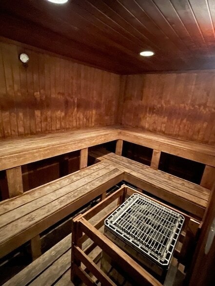 Building Photo - 440 N Wabash Ave