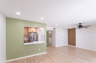 Building Photo - 5881 Preston View Blvd