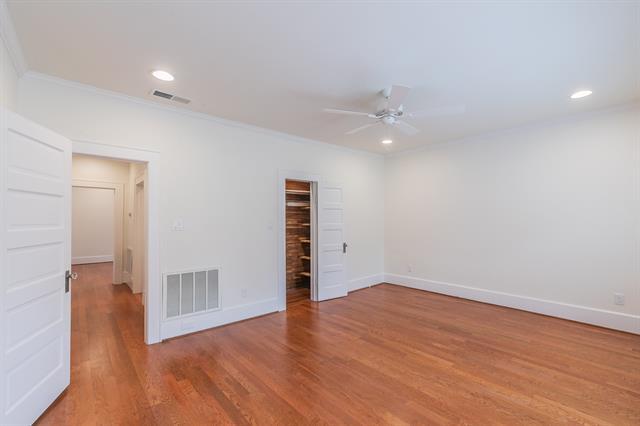 Building Photo - 5313 Collinwood Ave