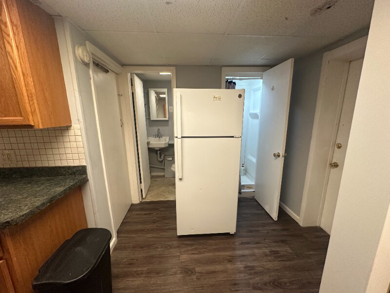 Building Photo - 516 Oakwood St