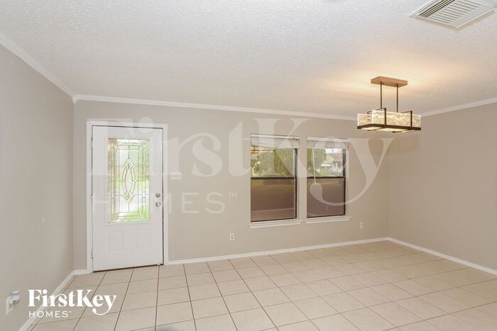 Building Photo - 2304 Paddle Creek