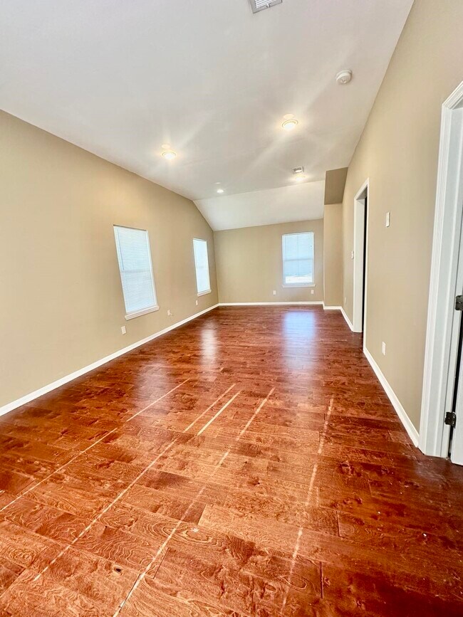 Building Photo - 7410 Frostview Ln