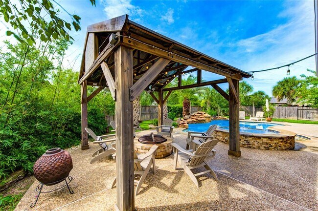 Building Photo - 27818 Pinpoint Crossing Dr
