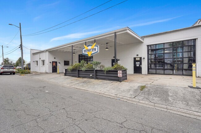 Gym next door - 536 Selma St