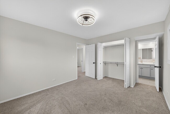 Building Photo - 500 Colgate Ct