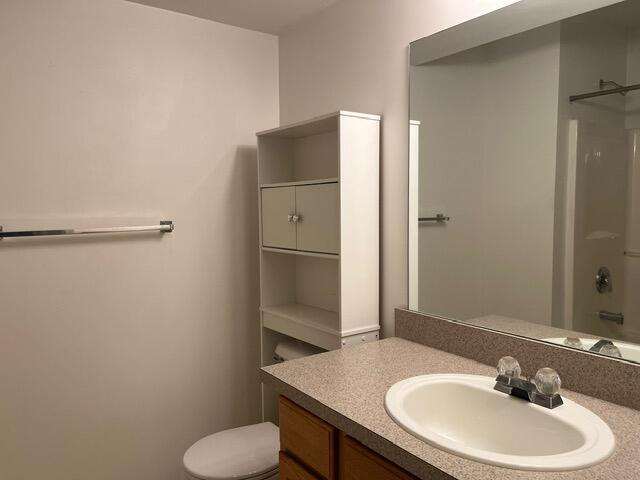 Building Photo - 2652 S Knightsbridge Cir