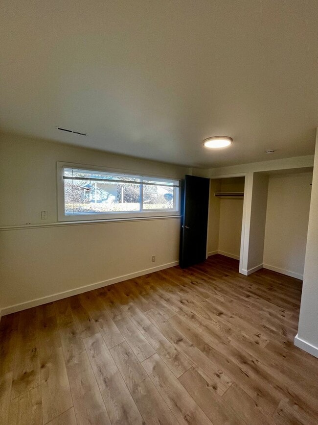Building Photo - Fully Renovated 4-Bedroom Home, Plus an Office in Prime Bozeman Location