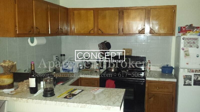 Building Photo - 361 Faneuil St