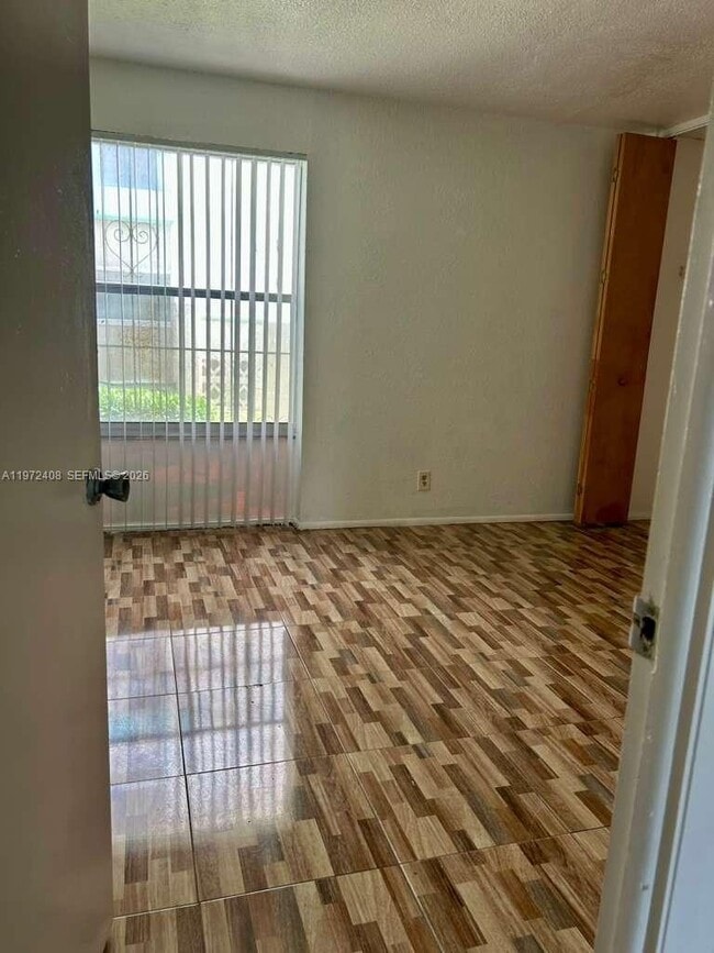 Building Photo - 2035 NW 46th Ave