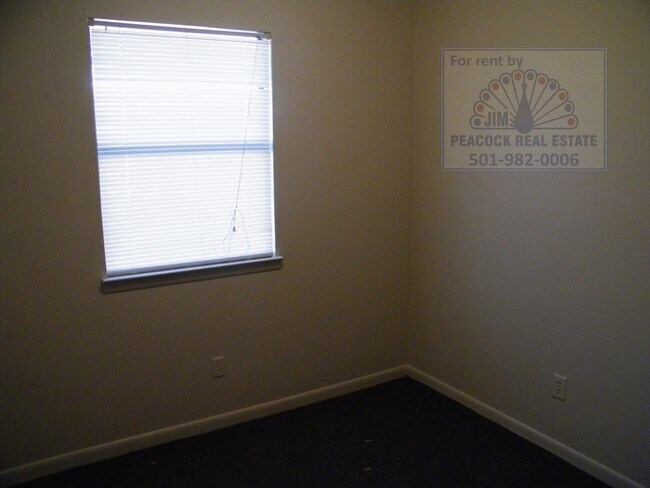 Building Photo - 309 Bellevue Cir