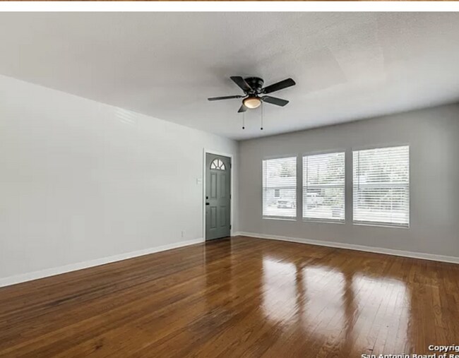 Building Photo - 229 Greer St