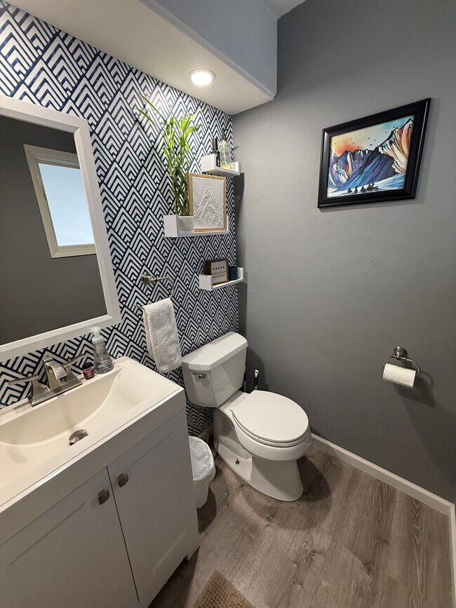 Building Photo - NEW YEAR NEW HOME! 3 bed, 2.5 bath, 2 car garage in South Anchorage