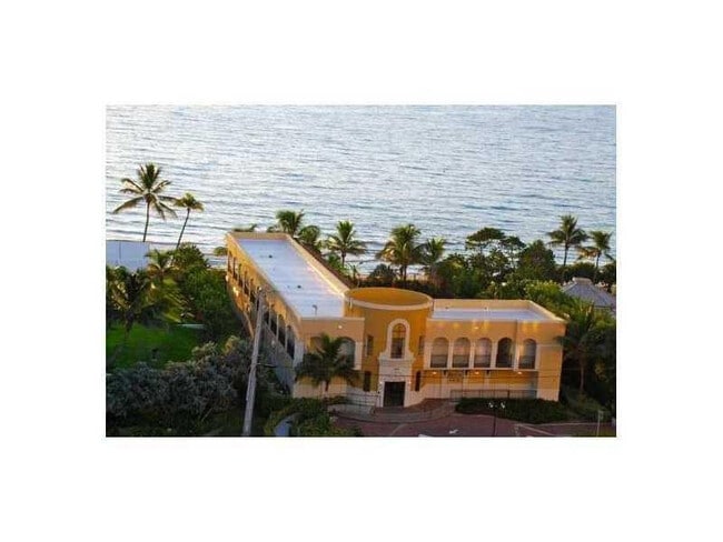 Building Photo - 2011 N Ocean Blvd