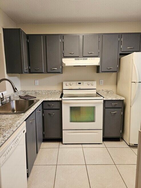 Building Photo - 3161 SE Aster Ln
