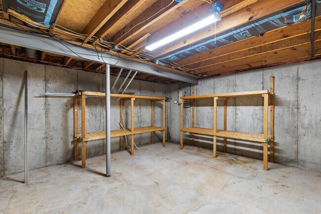 Building Photo - 1309 Trading Post Ln