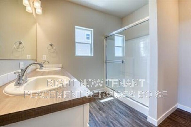 Building Photo - 6818 S Catfish Creek Ave