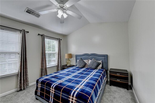 Building Photo - 2602 Pierce Brennen Ct NE