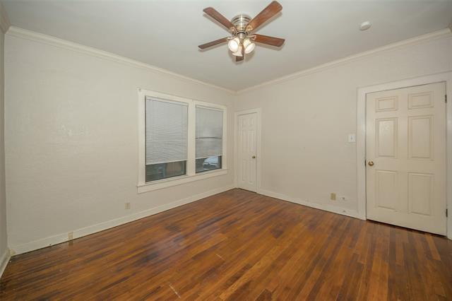 Building Photo - 902 S Oak Cliff Blvd