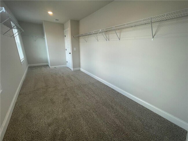 Building Photo - 5647 Cabernet Ln