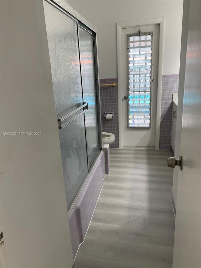 Building Photo - 1820 SW 98th Ct