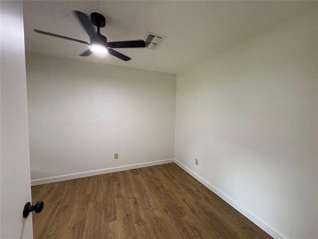 Building Photo - 4824 Gallant Ln