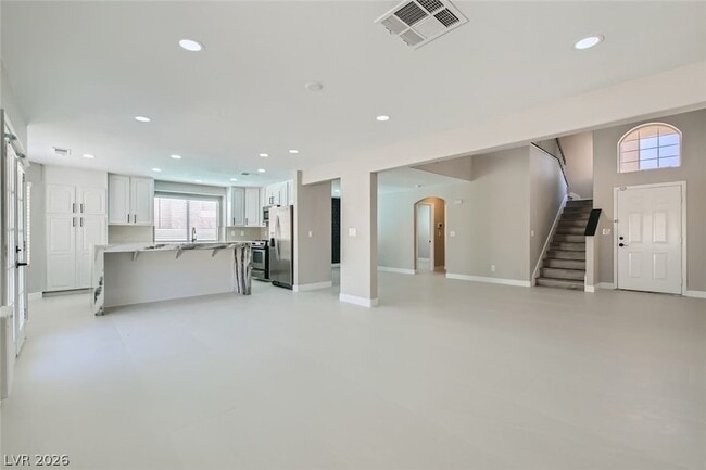 Building Photo - 7836 Calico Flower Ave