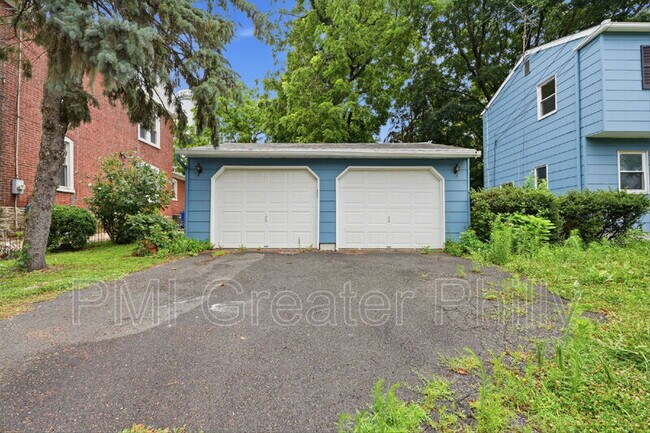 Building Photo - 1523 W Cheltenham Ave