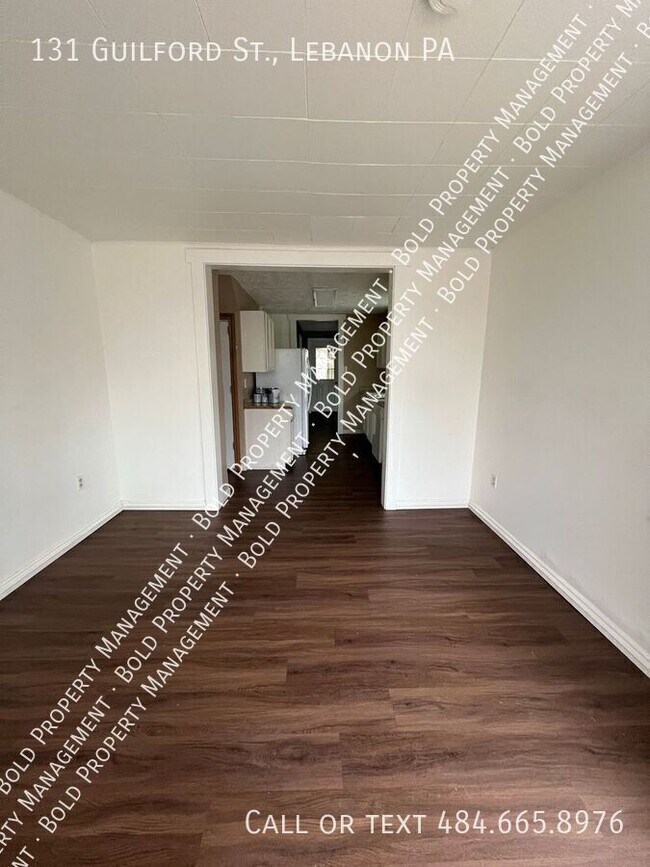 Building Photo - 131 Guilford St