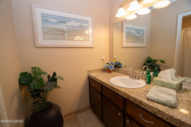 Building Photo - 2127 Roundhouse Rd