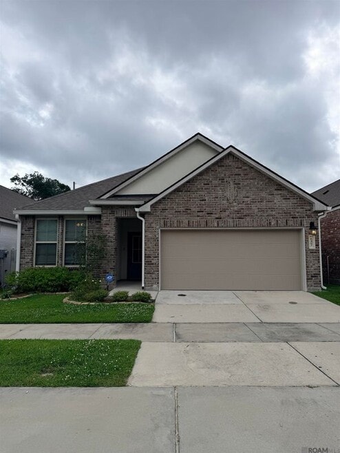 Building Photo - 6407 Tiger Pointe Dr.