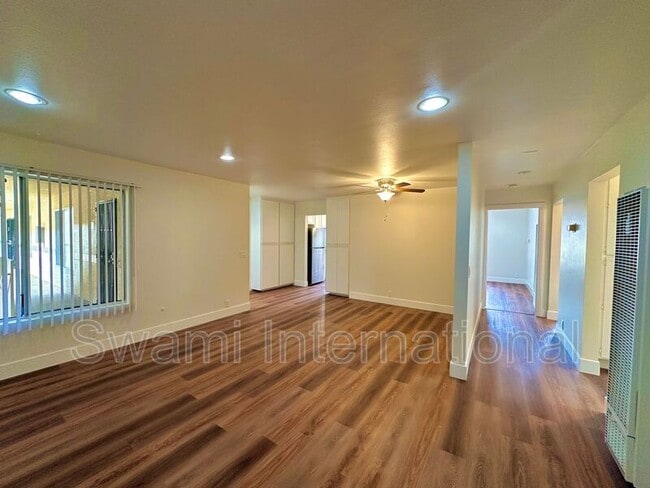Building Photo - 1530 260th St
