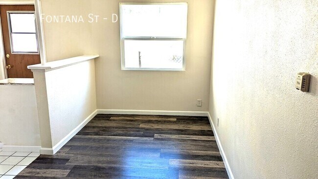Building Photo - 8539 Fontana St
