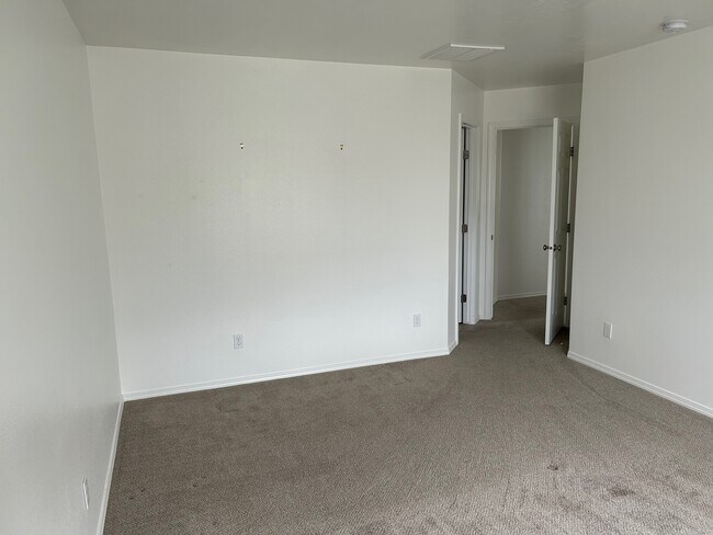 Building Photo - 11416 W Colorado River St