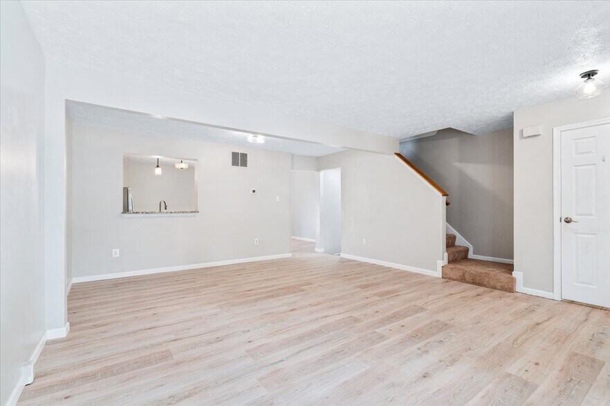 Building Photo - 4975 Pintail Ct