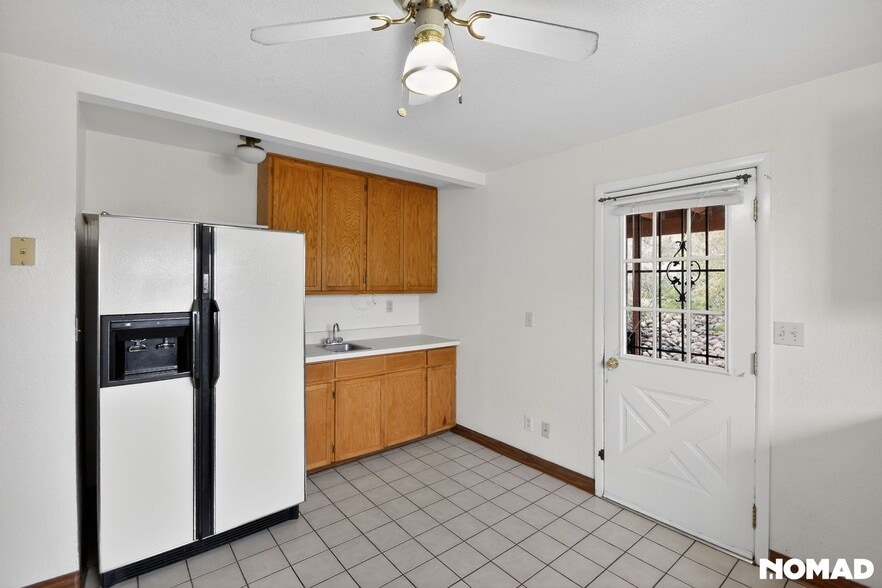 Building Photo - 4600 N Camino De Oeste