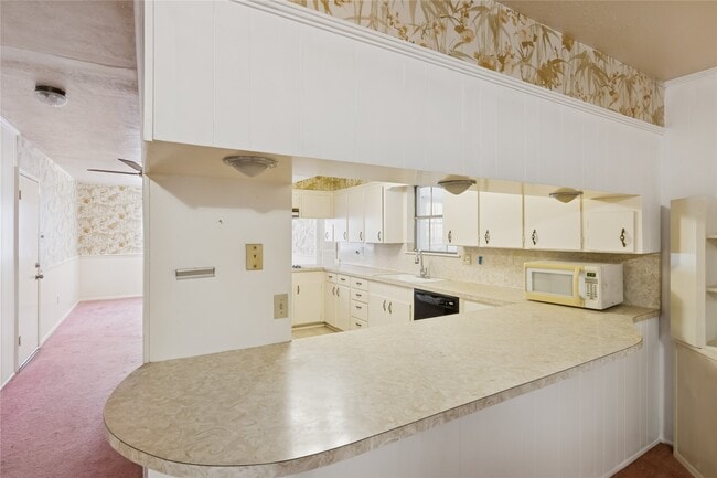 Building Photo - 2303 Kipling St