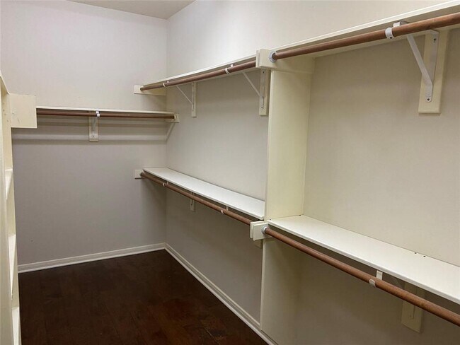 Building Photo - 15411 Tysor Park Ln