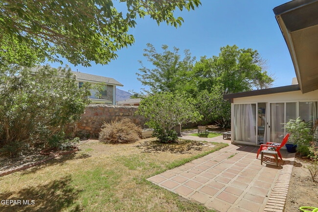 Building Photo - 4348 Loma Hermosa Dr