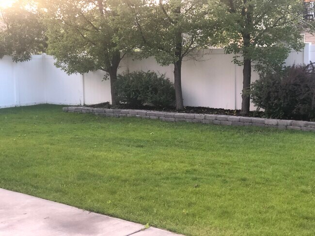 Building Photo - 944 Longleaf Dr