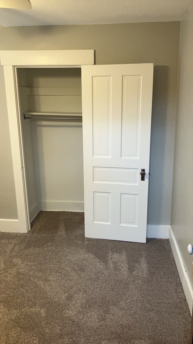 Building Photo - 319 E Canal St