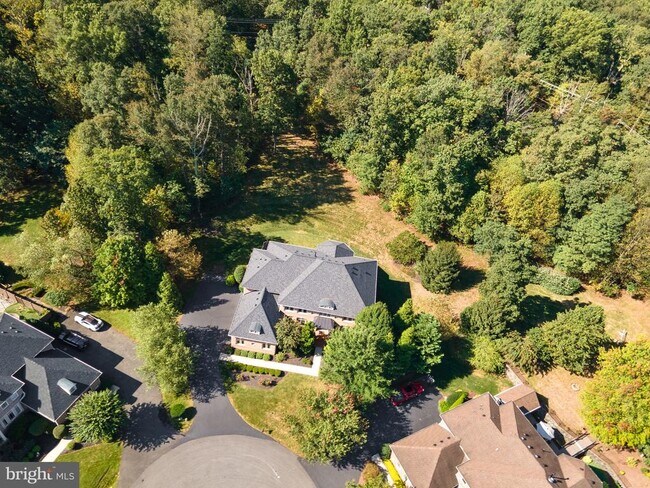 Building Photo - 20589 Myers Pl