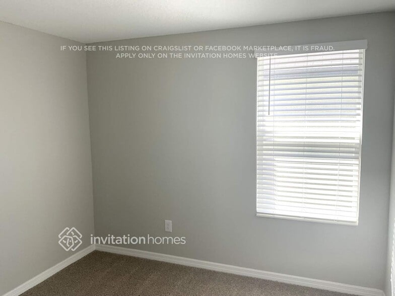 Building Photo - 2273 Treesdale Ave