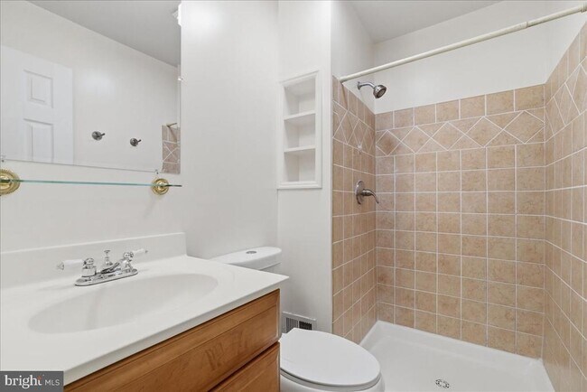 Building Photo - 2988 Valera Ct