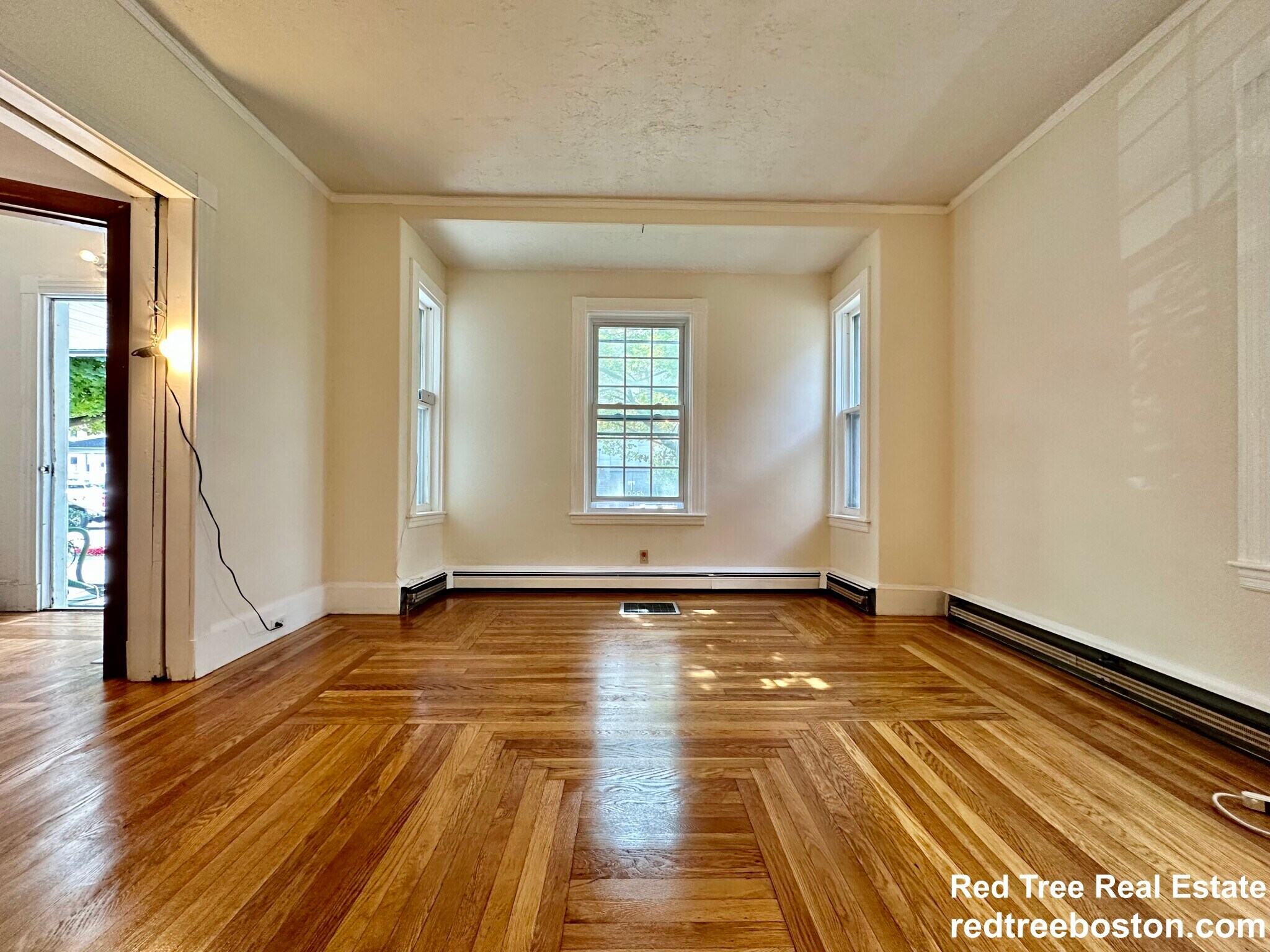 Building Photo - 47 North Beacon St