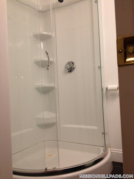 Building Photo - 28 S Huntington Ave