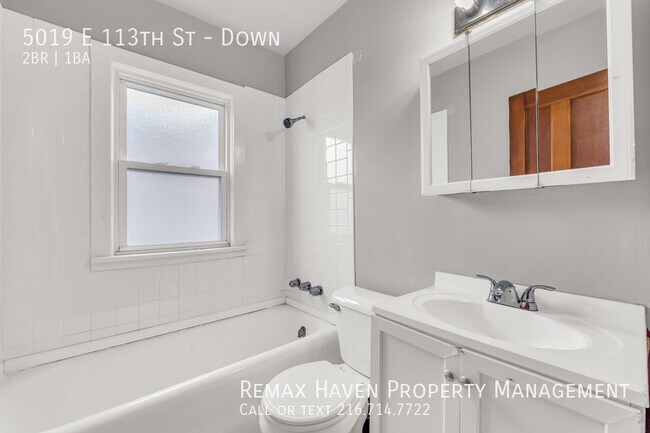 Building Photo - 5019 E 113th St