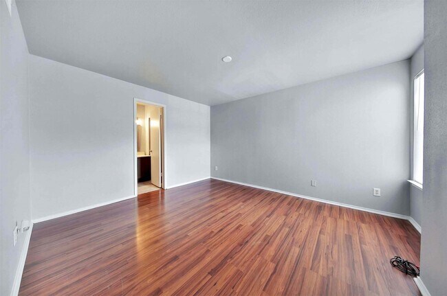 Building Photo - 10630 Westbrae Pkwy