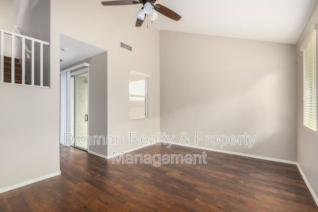 Building Photo - 4262 E Carla Vista Dr